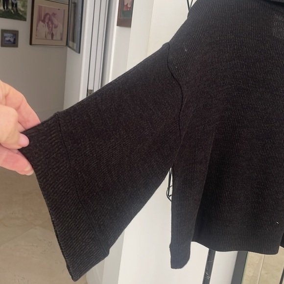 NWT BB DAKOTA COWL NECK SWEATER - Picture 6 of 7